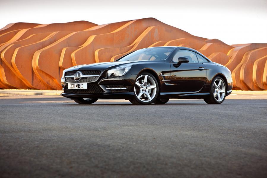  Mercedes-Benz SL500 2013 года  (фото 9 из 19)